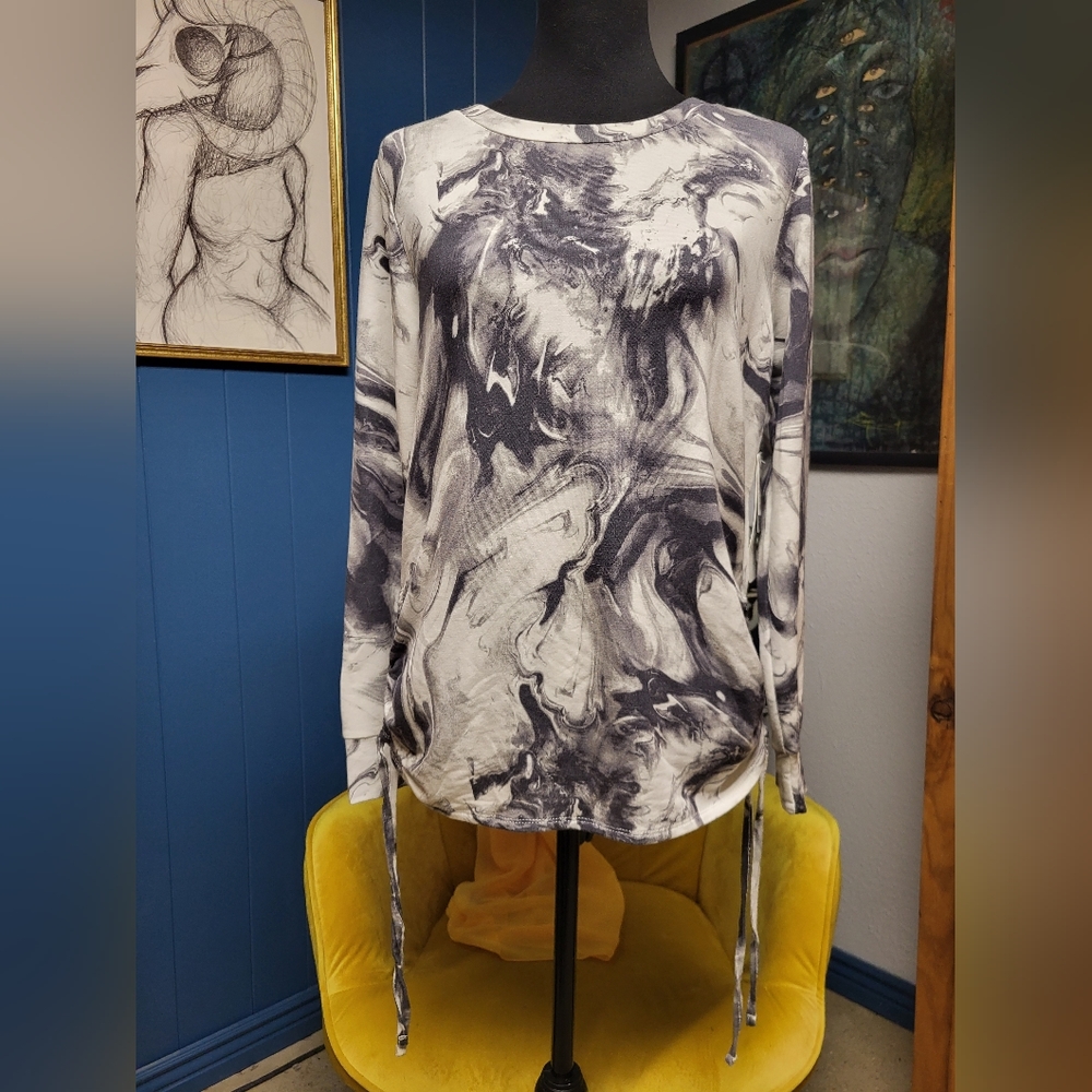 The Sweatshirt Project Marbled Shirt Size S